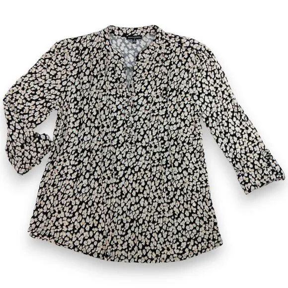 AVA & GRACE-Women's Pleated 3/4 Sleeve-SMALL-Floral-Black with White-Tan Flowers - Picture 3 of 12